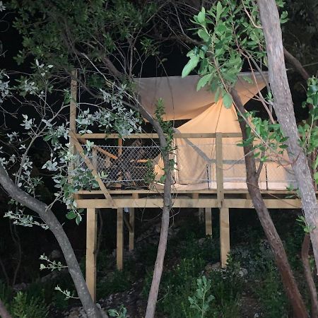 Bigova Glamping Hotel โกตอร์ ภายนอก รูปภาพ