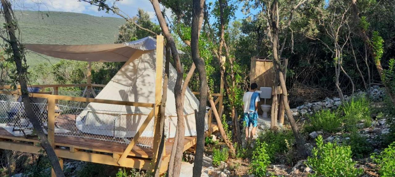 Bigova Glamping Hotel โกตอร์ ภายนอก รูปภาพ