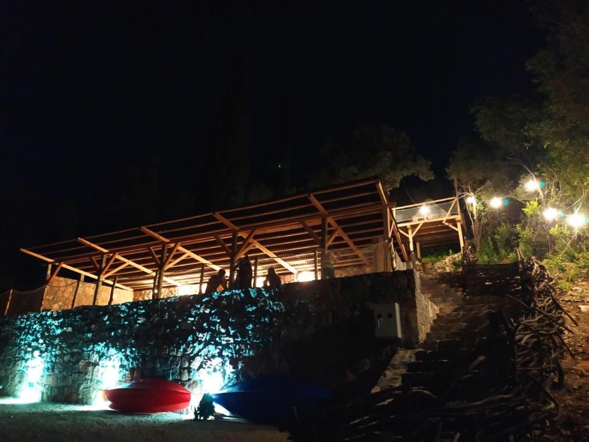 Bigova Glamping Hotel โกตอร์ ภายนอก รูปภาพ
